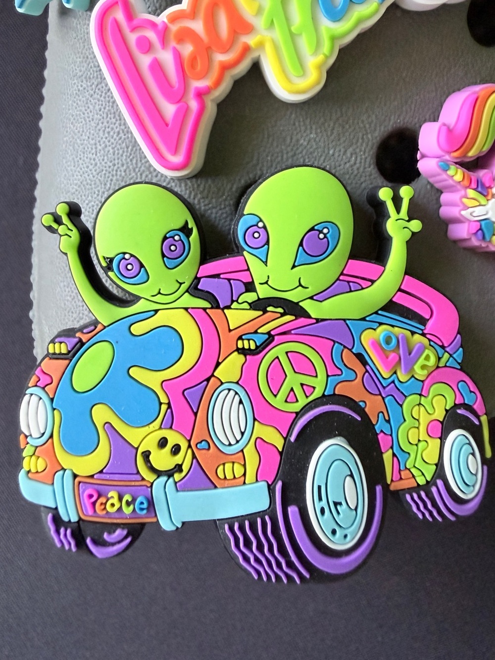 Lisa Frank x CROCS Jibbits + 2 Random Jibbits included (7 Total!) - Picture 4 of 10